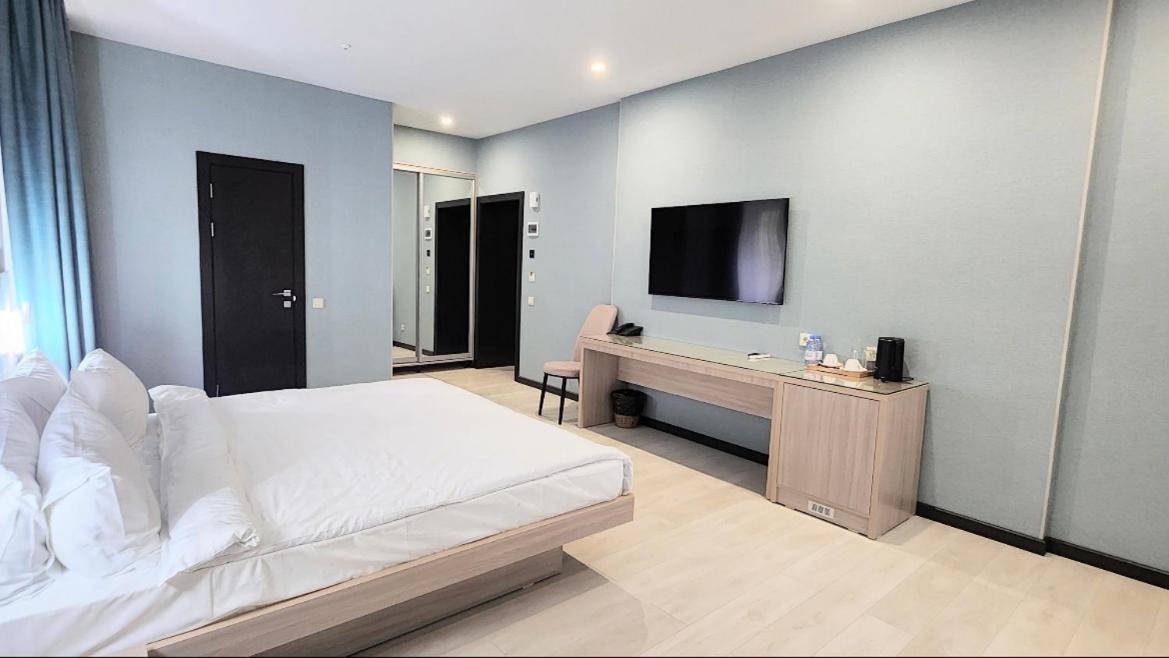 Resident Hotel Gogol อัลมาตี ภายนอก รูปภาพ