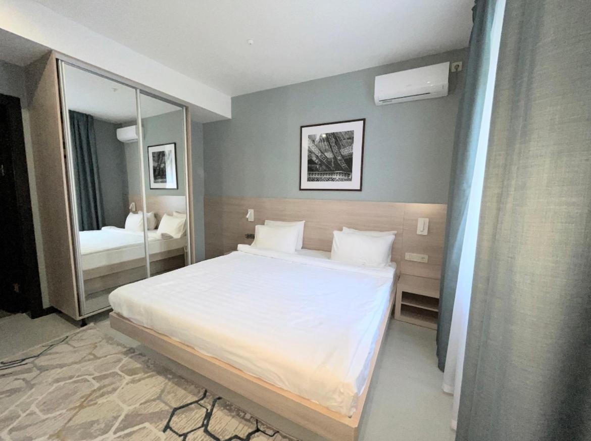 Resident Hotel Gogol อัลมาตี ภายนอก รูปภาพ