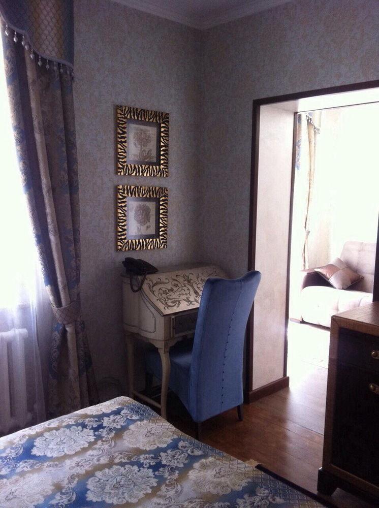 Resident Hotel Gogol อัลมาตี ภายนอก รูปภาพ