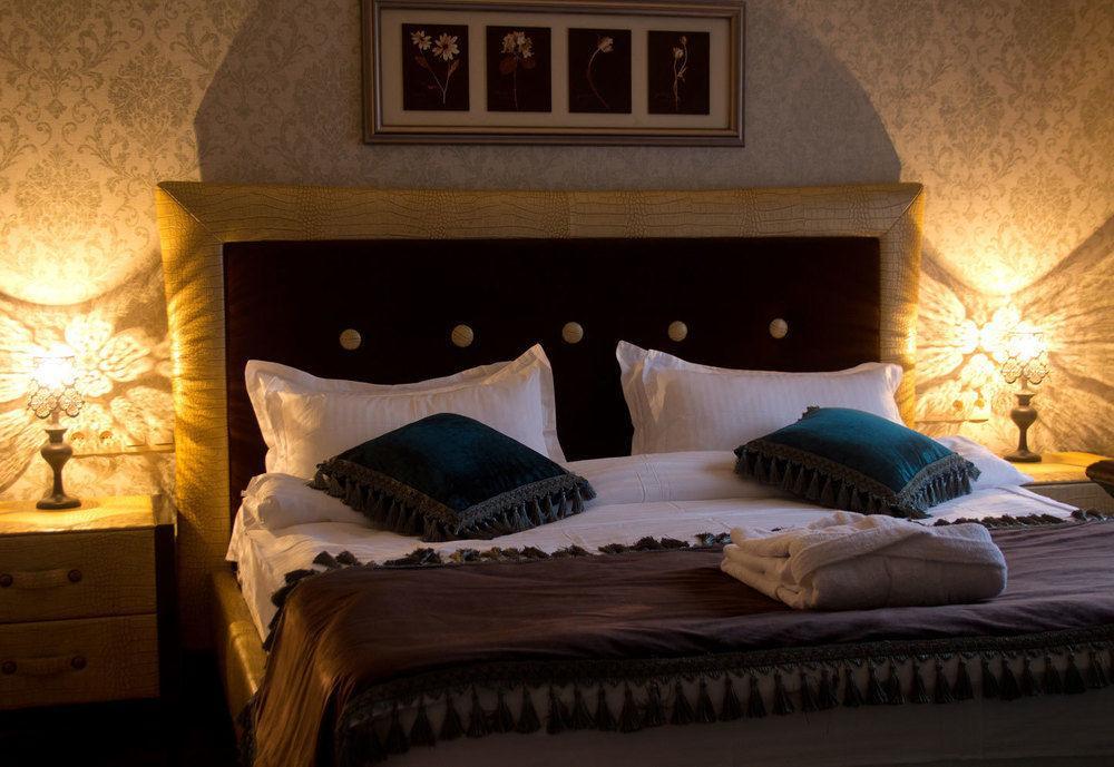 Resident Hotel Gogol อัลมาตี ภายนอก รูปภาพ