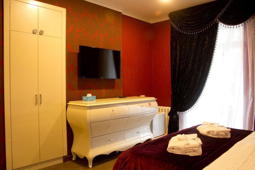 Resident Hotel Gogol อัลมาตี ภายนอก รูปภาพ