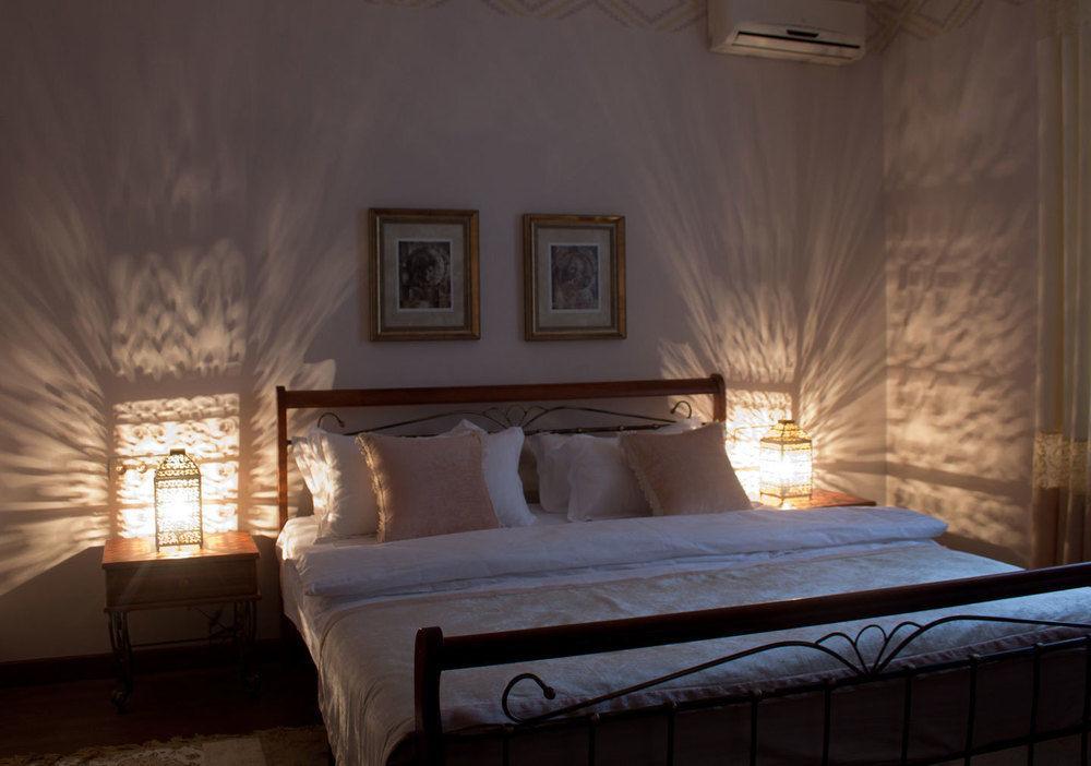 Resident Hotel Gogol อัลมาตี ภายนอก รูปภาพ